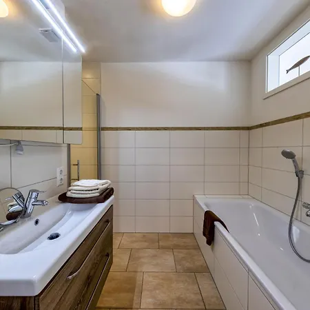 Haus Wind&wellen, Leuchtturm Wittdün